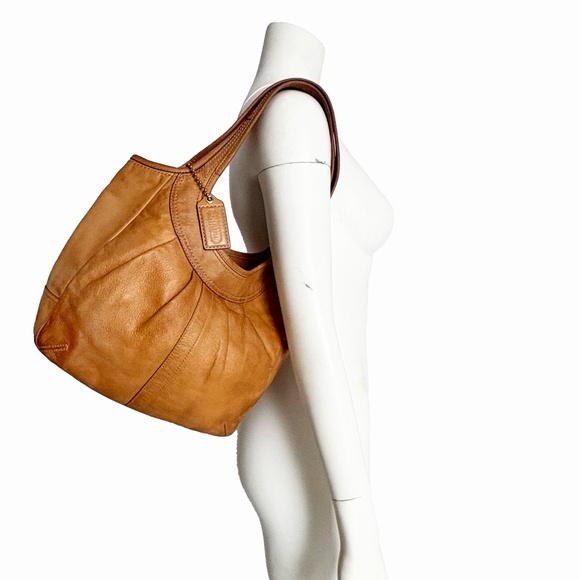 Coach Pleated Ergo Tote #12240 Tan Leather Tattersall Lining 2008 Collection - Picture 4 of 11